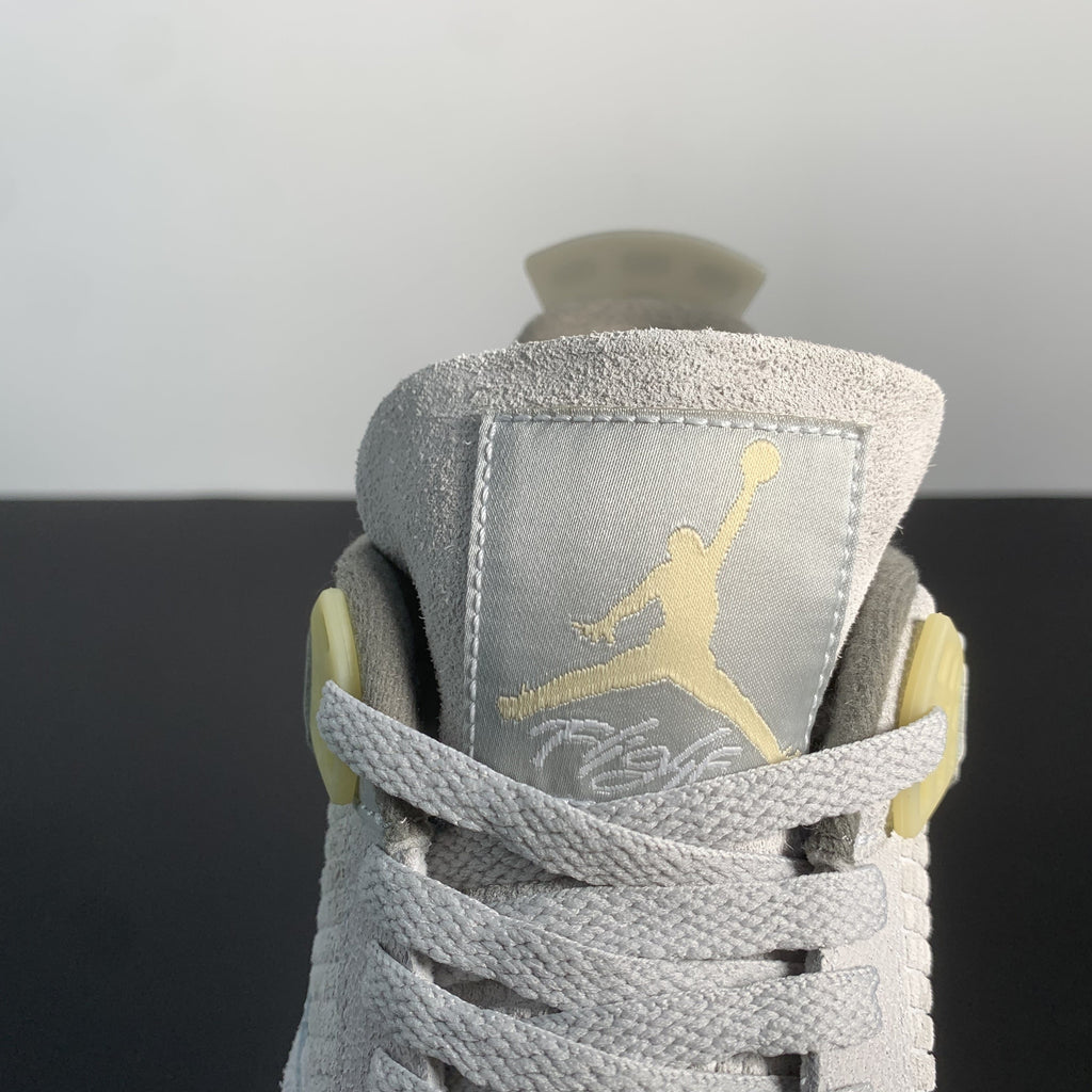 Nike Air Jordan 4 Retro SE "Craft Photon Dust"