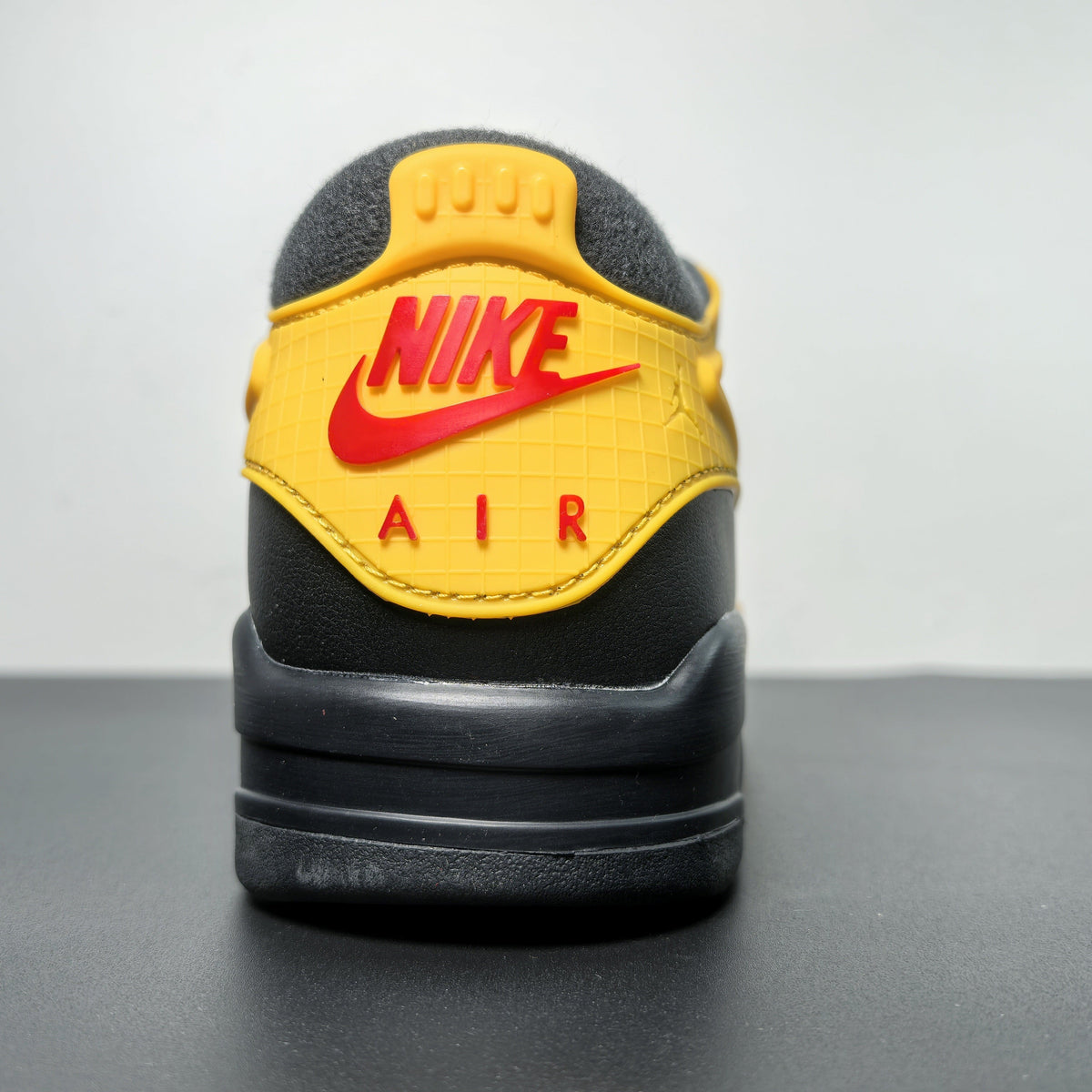 Nike Air Jordan 4 RM "Bruce Lee"