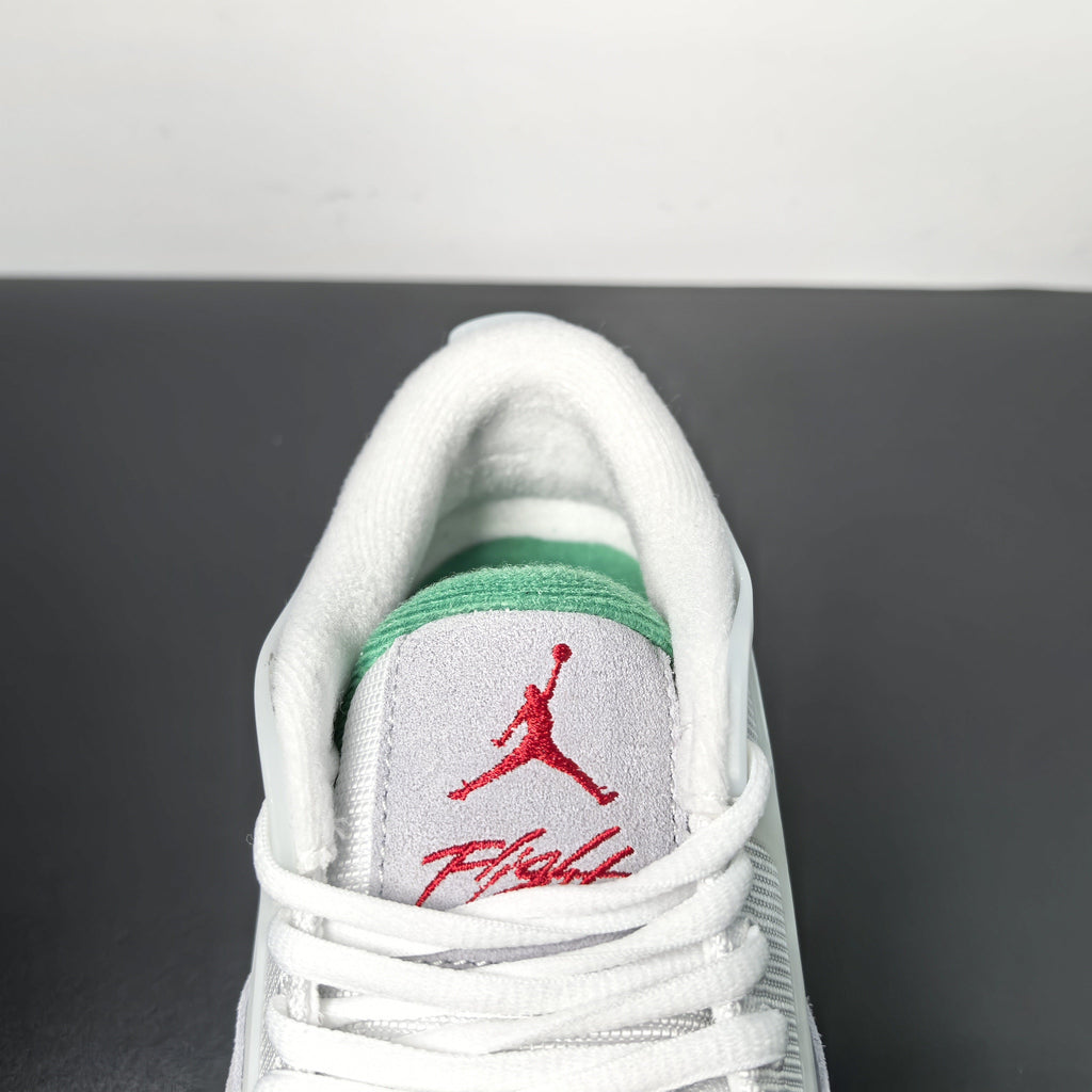Air Jordan 4 RM “Pine Green”