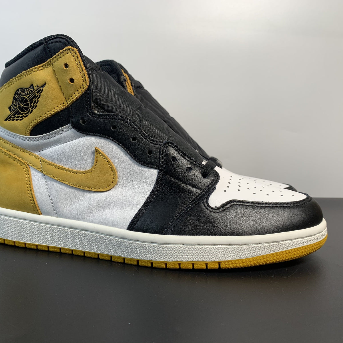 Air Jordan 1 “Yellow Ochre”