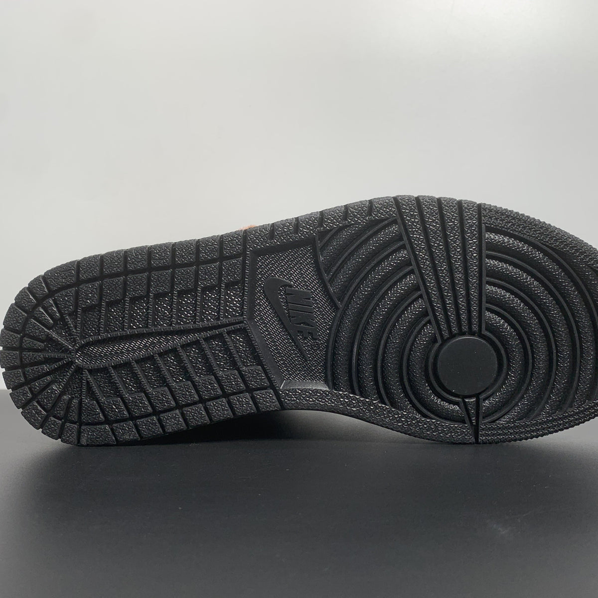 Air Jordan 1 High OG Craft -Skyline-