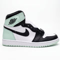 Nike Air Jordan 1 Retro High OG 'Green Glow'