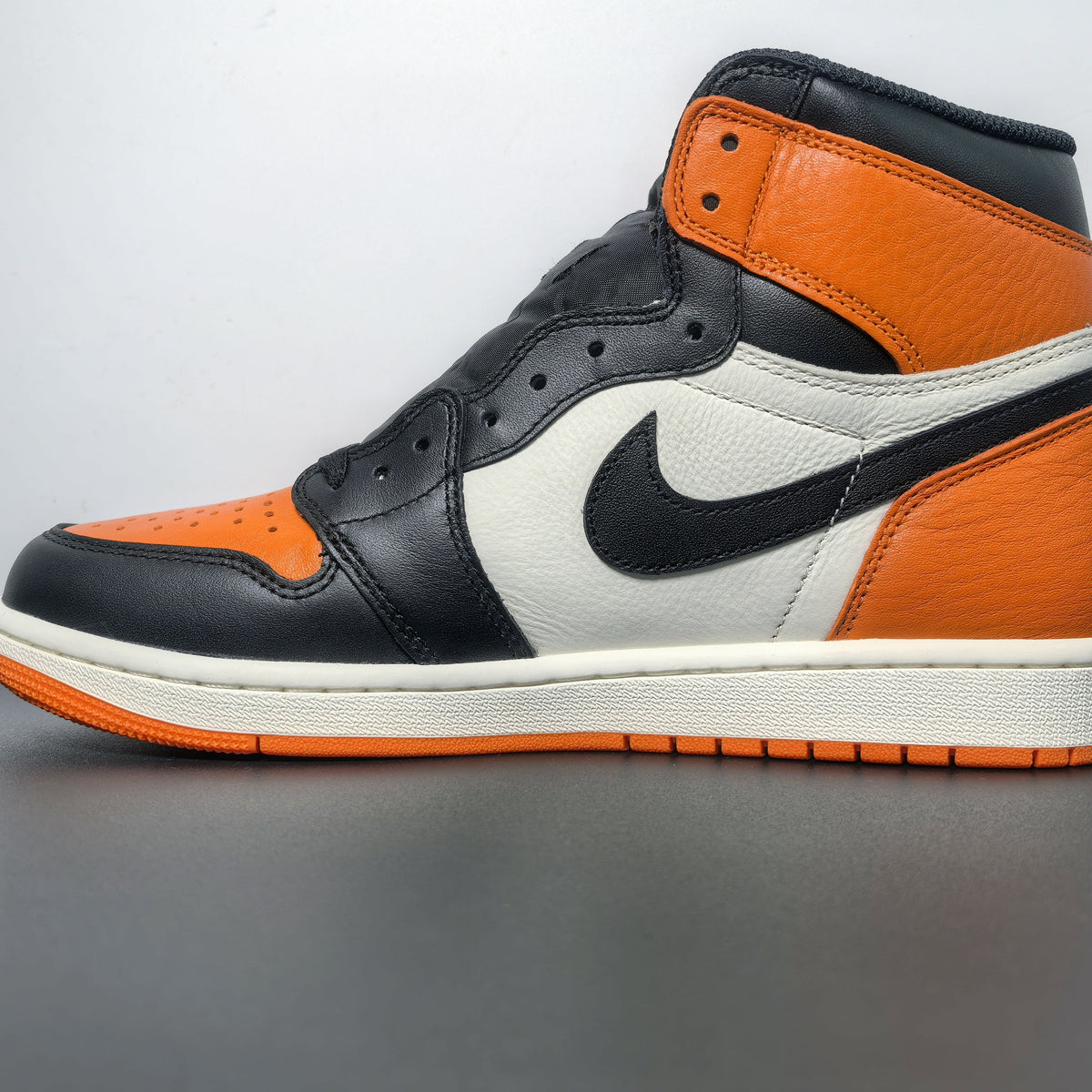 Air Jordan 1 High OG “Shattered Backboard”