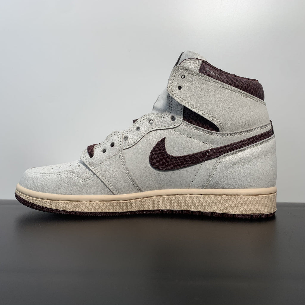 Nike Air Jordan 1 Retro High OG -White Sail-Maroon-