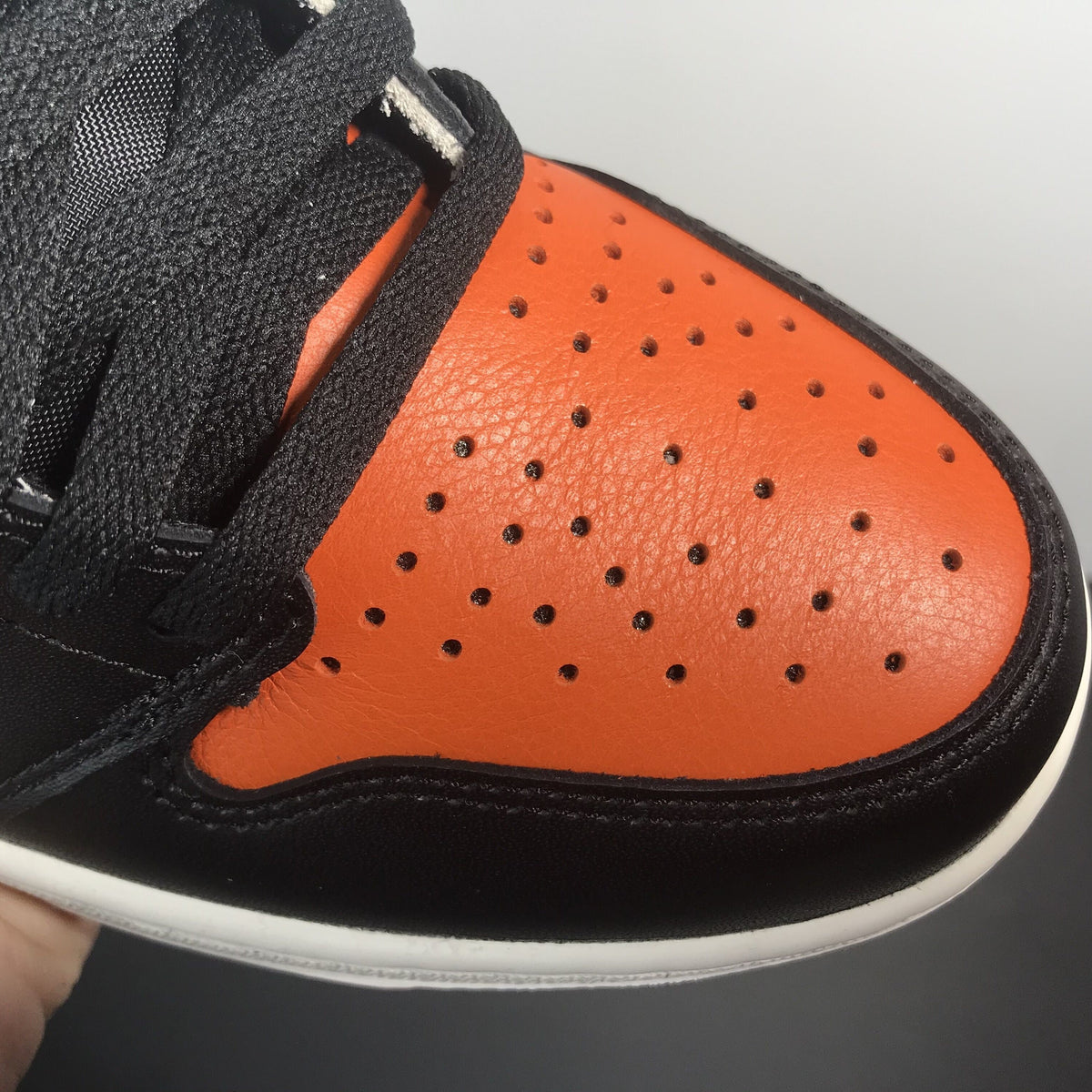 Air Jordan 1 Shattered Backboard 