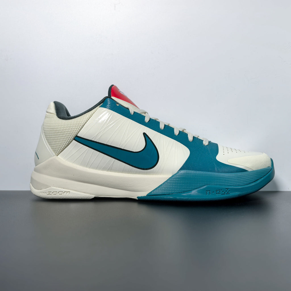 Caitlin Clark x Kobe 5 Protro -Coconut Milk-