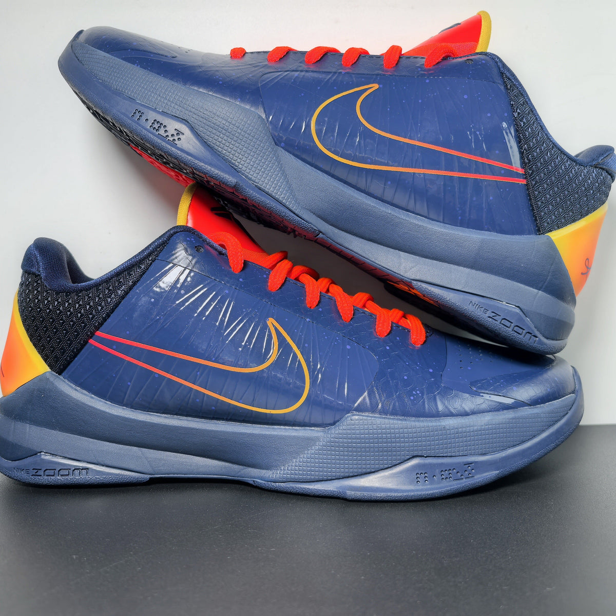 Caitlin Clark x Nike Kobe 5 Protro “Indiana Fever”