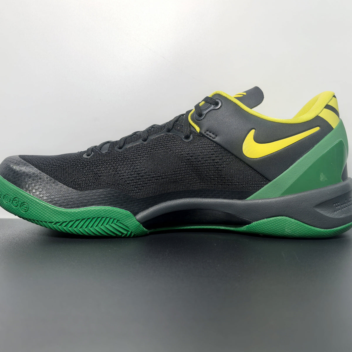 Nike Kobe 8 -OREGON DUCKS- PE PACK
