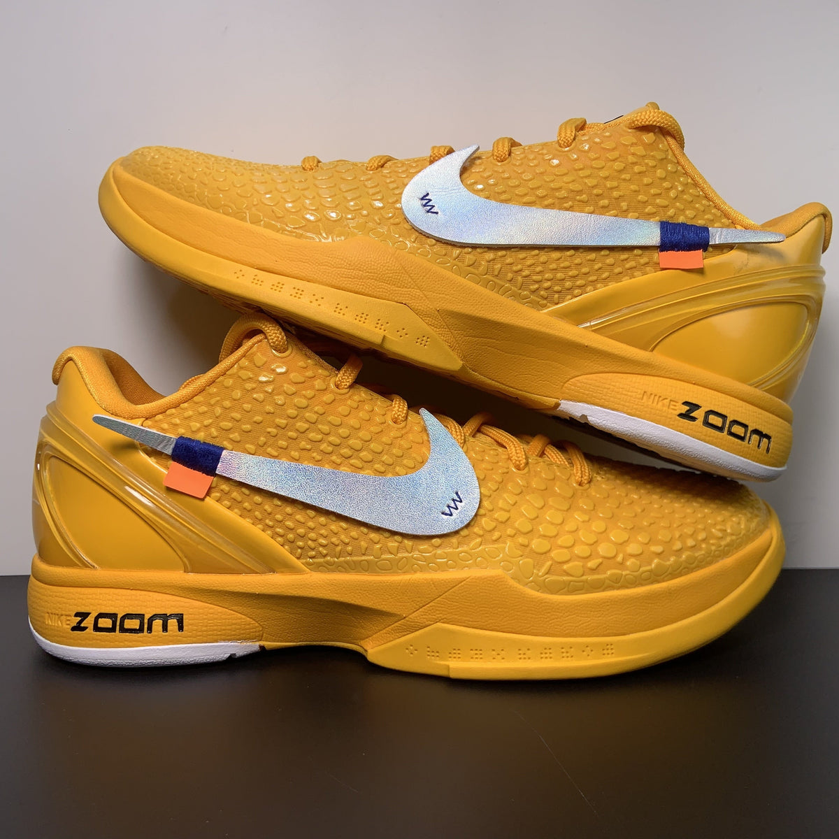 Off White x NK Zoom Kobe ZK5