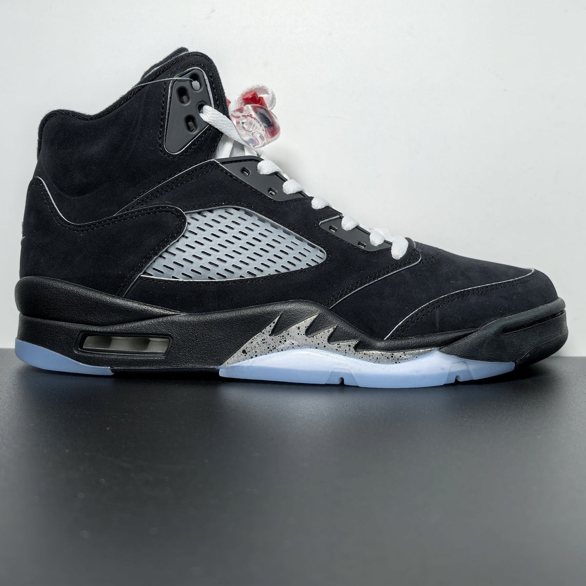 Air Jordan 5 Retro Og Mertallic Reimagined