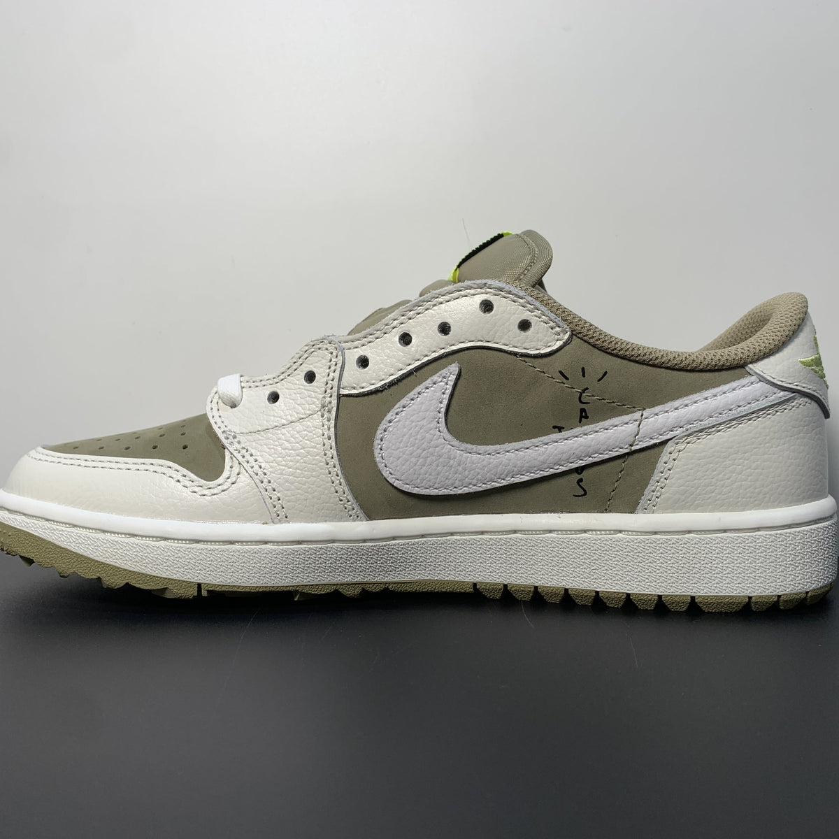 Travis Scott x Air Jordan 1 Low Golf