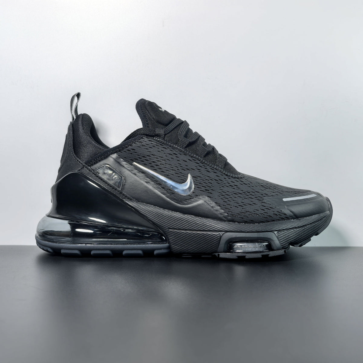 Nike Air Max 270 Premium