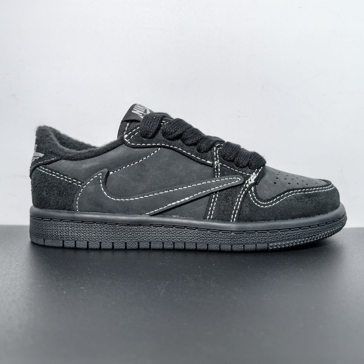 Travis Scott x Air Jordan 1 Low OG SP 'Black Phantom'