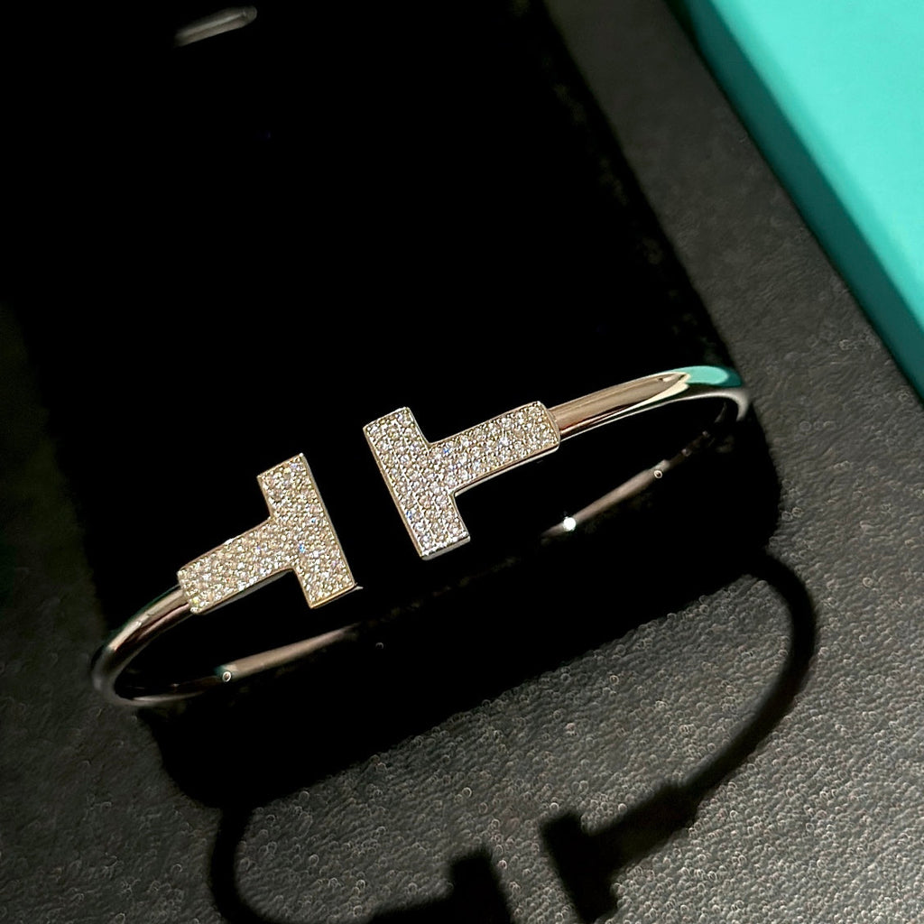 T Wire Bracelet