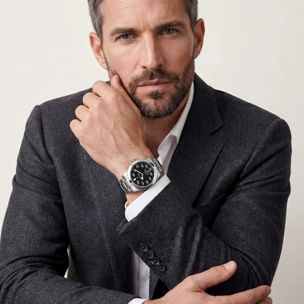 Aviation-Inspired Automatic Chronometer Men’s Watch With High-Contrast Dial