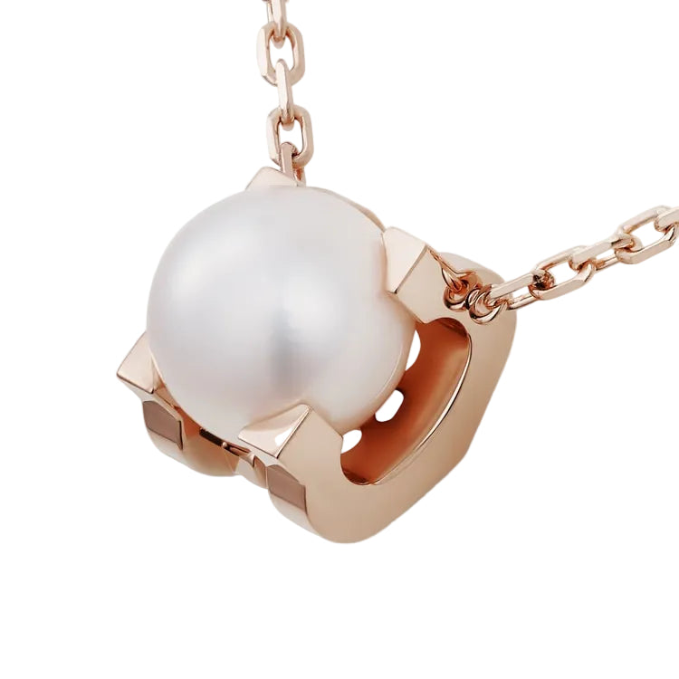 C De Pearl Necklace
