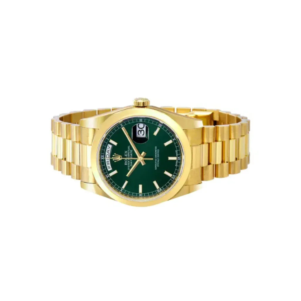 Classic Automatic Men’s Watch With Day-Date Display And Domed Bezel