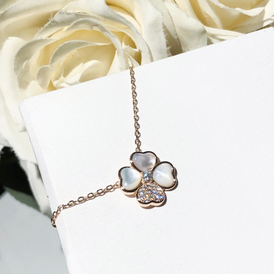Cosmos Clip Pendant Necklace