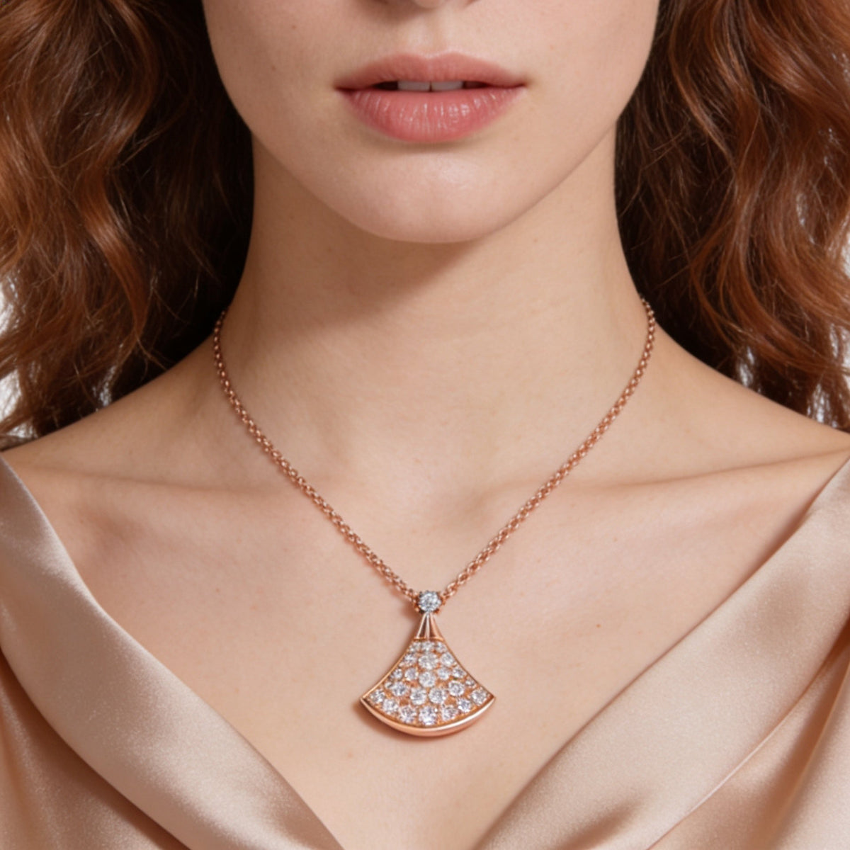 Divas' Dream Fan Pendant Necklace