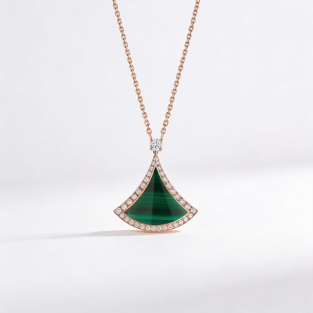 Divas' Dream Green Framed Fan Necklace