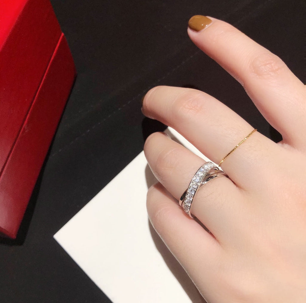 Etincelle Crossover Ring