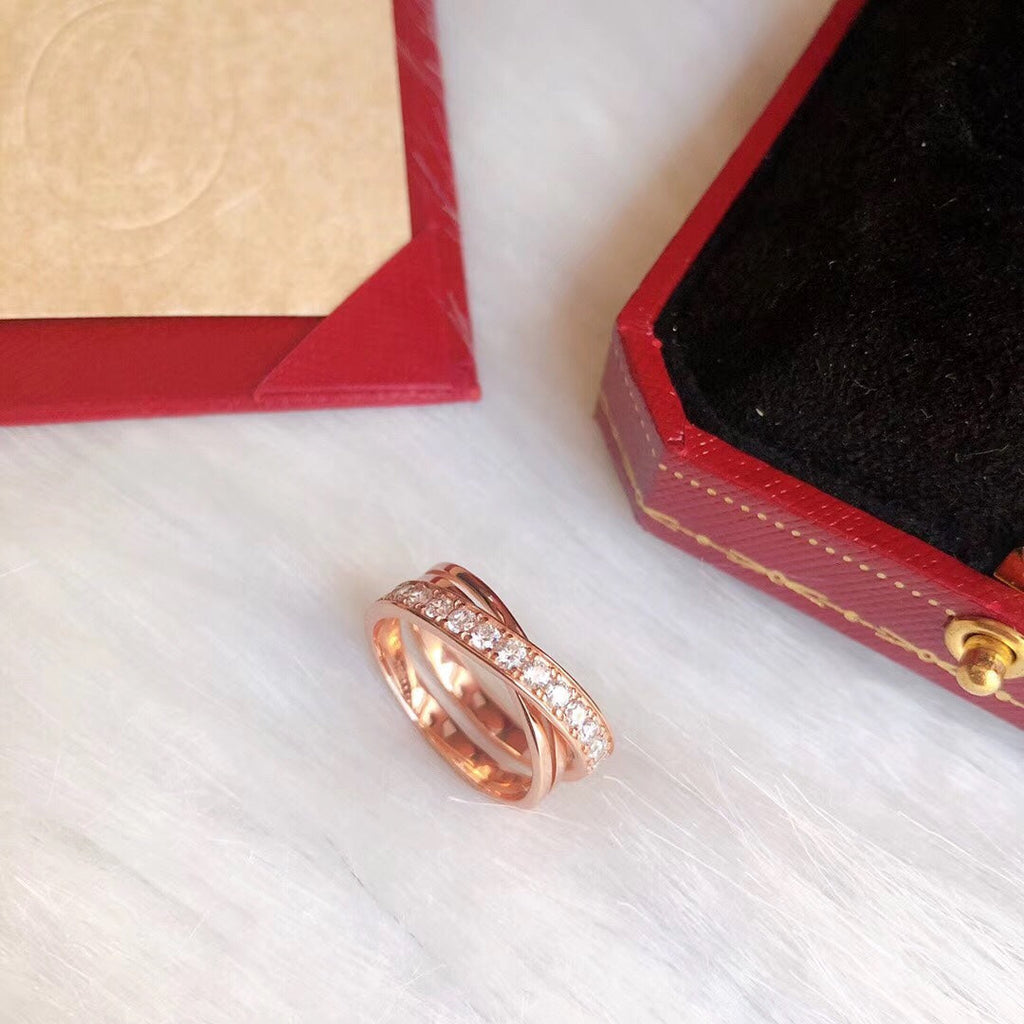 Etincelle Crossover Ring