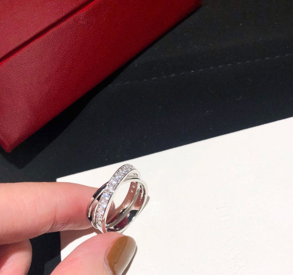 Etincelle Crossover Ring