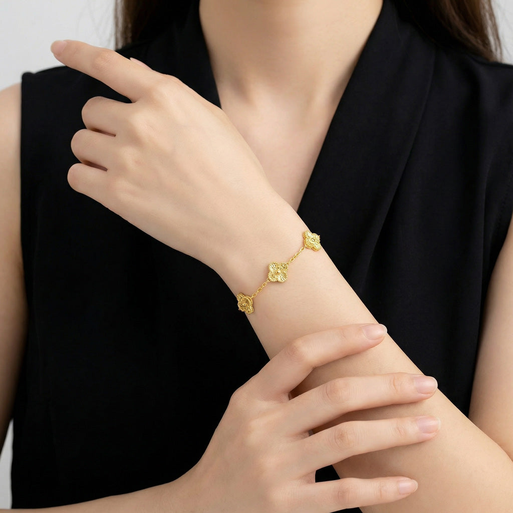 Five Motifs Clover Bracelet