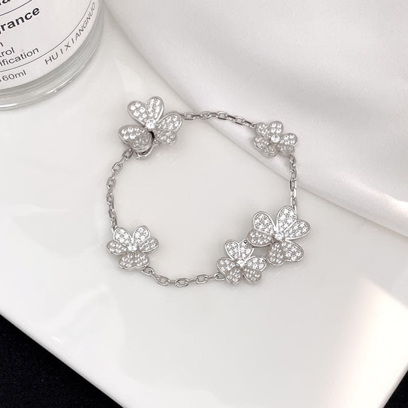 Frivole 5 Flowers Clover Bracelet