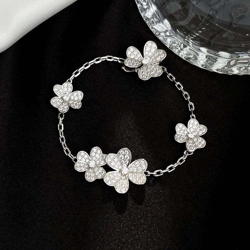 Frivole 5 Flowers Clover Bracelet