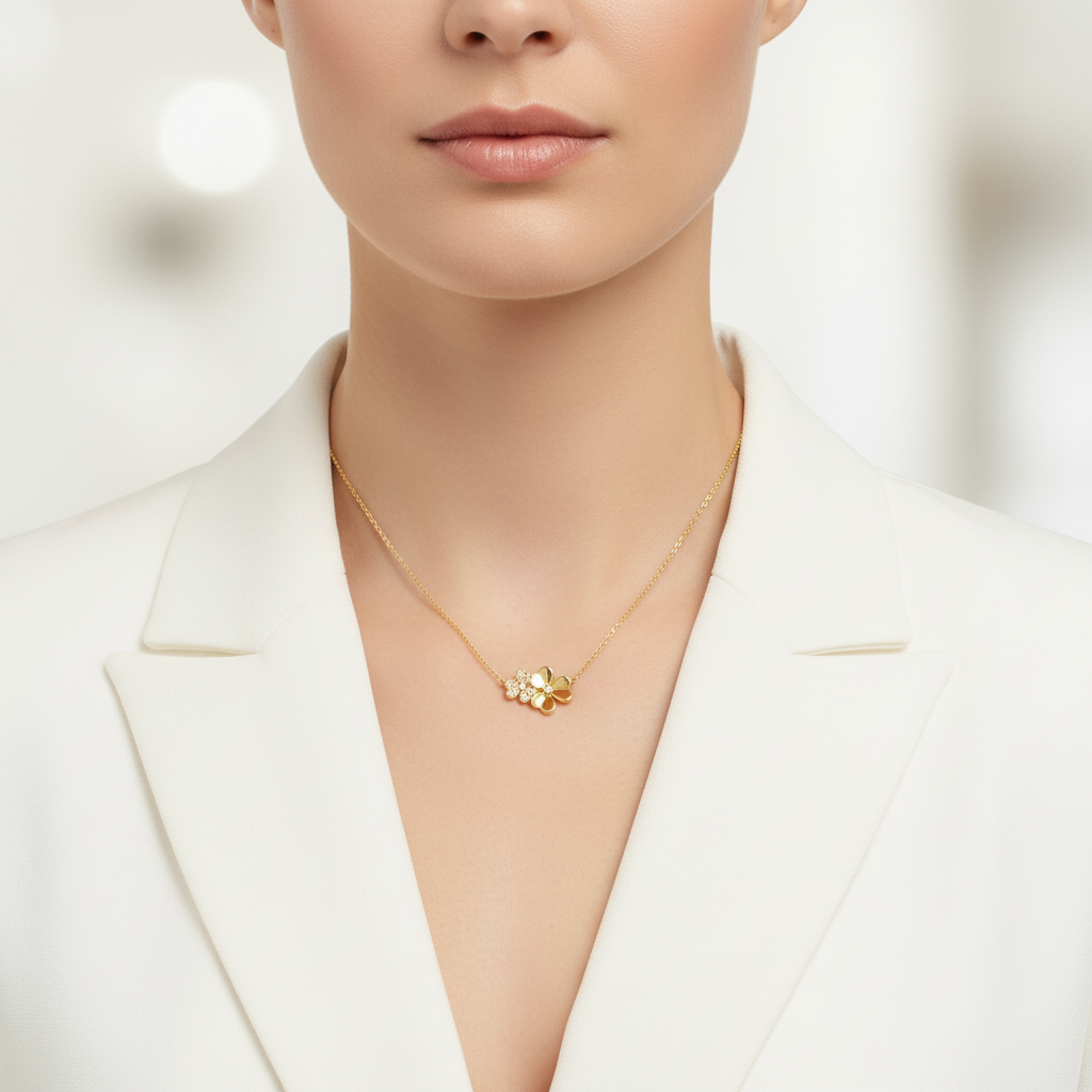 Frivole Clover Necklace