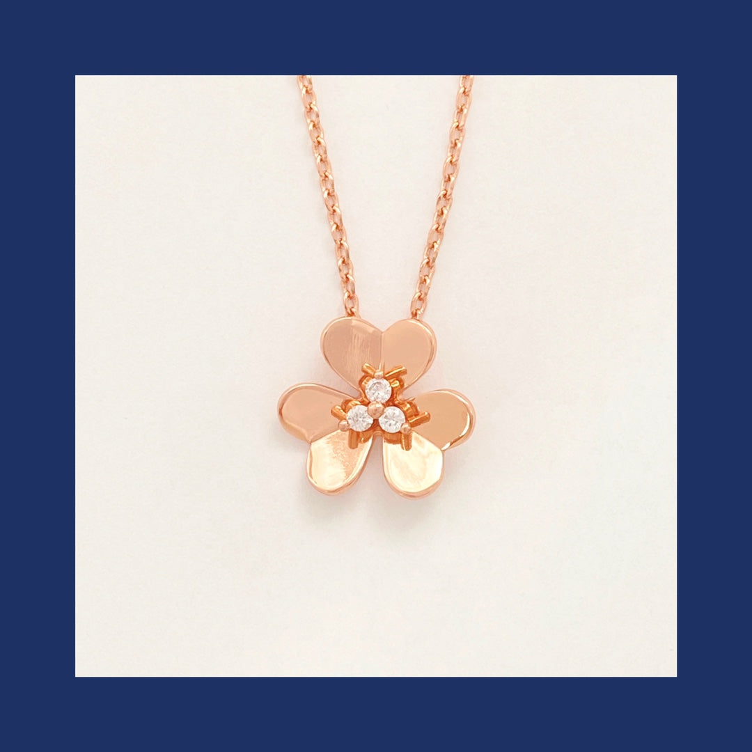 Frivole Large Necklace