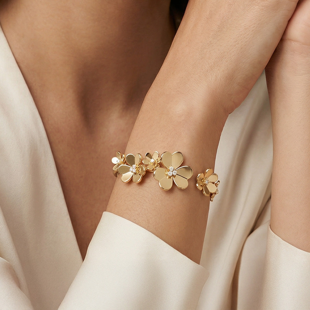 Frivole Seven Flowers Bracelet