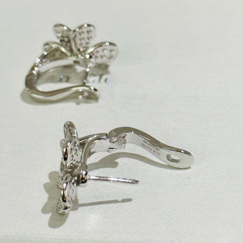 Frivole Small Flower Earrings
