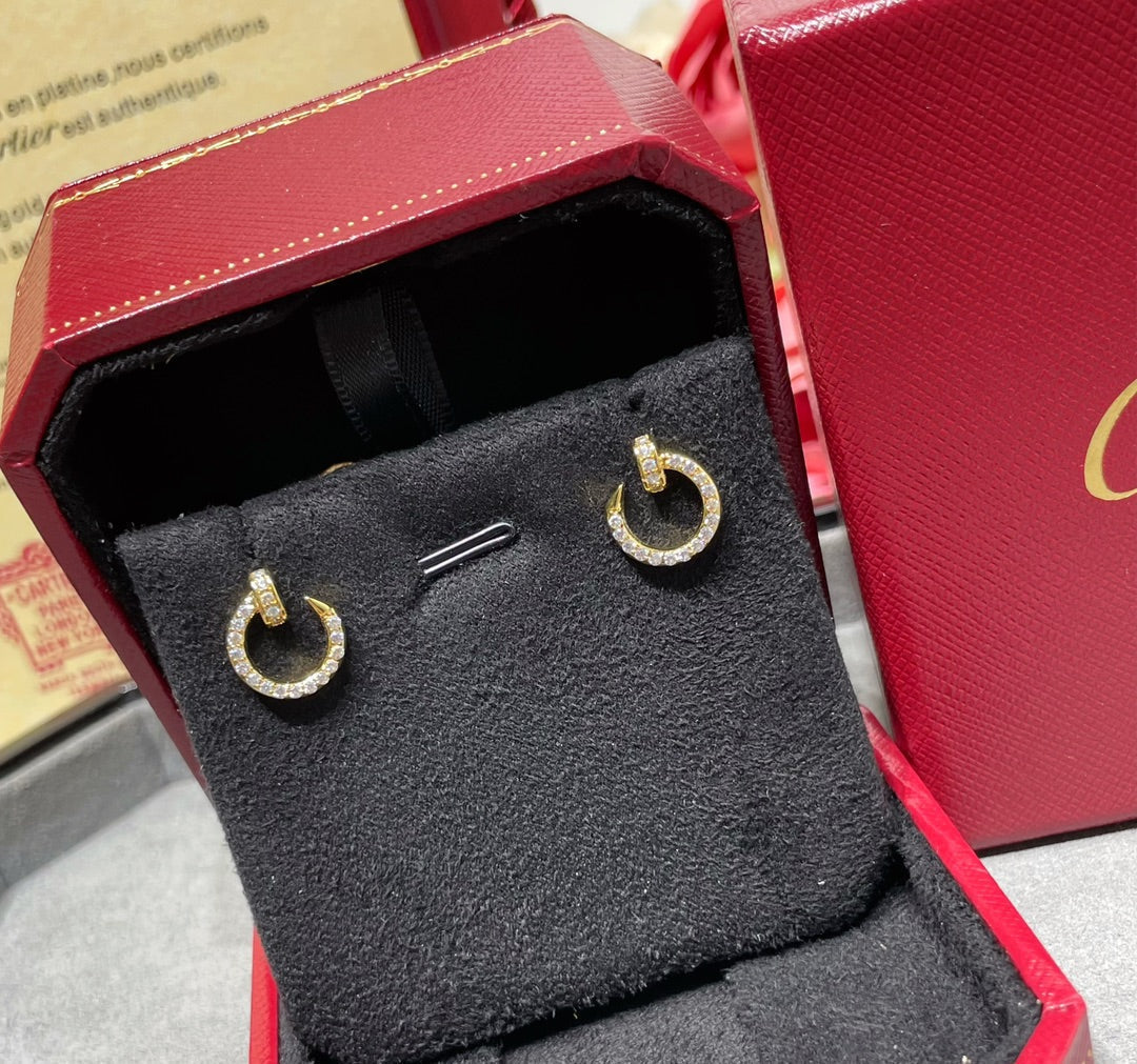 Juste Un Clou Small Hoop Earrings