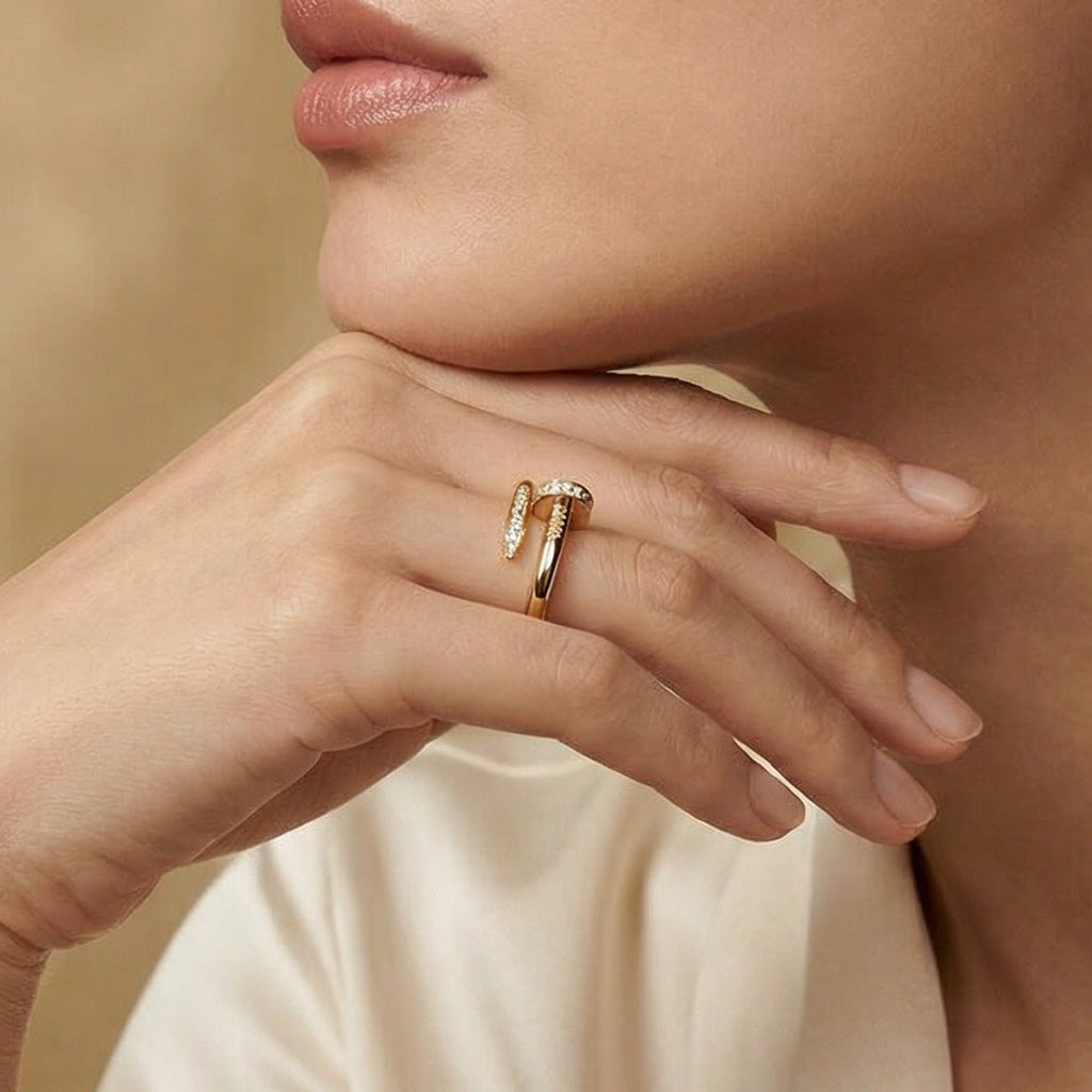 Juste Un Clou Pavé Style Ring
