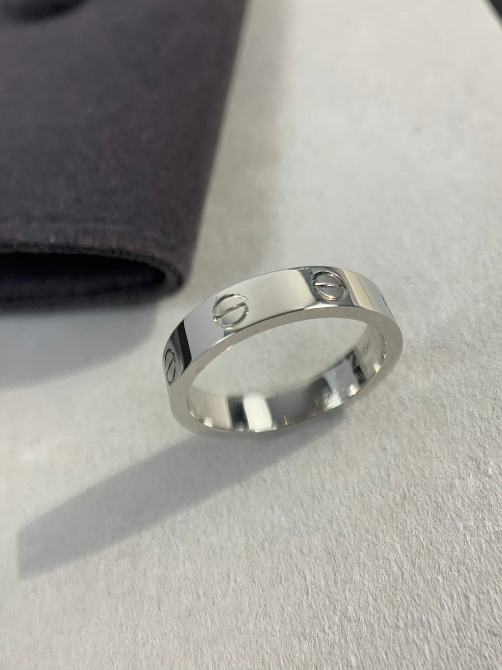 Love Classic Ring