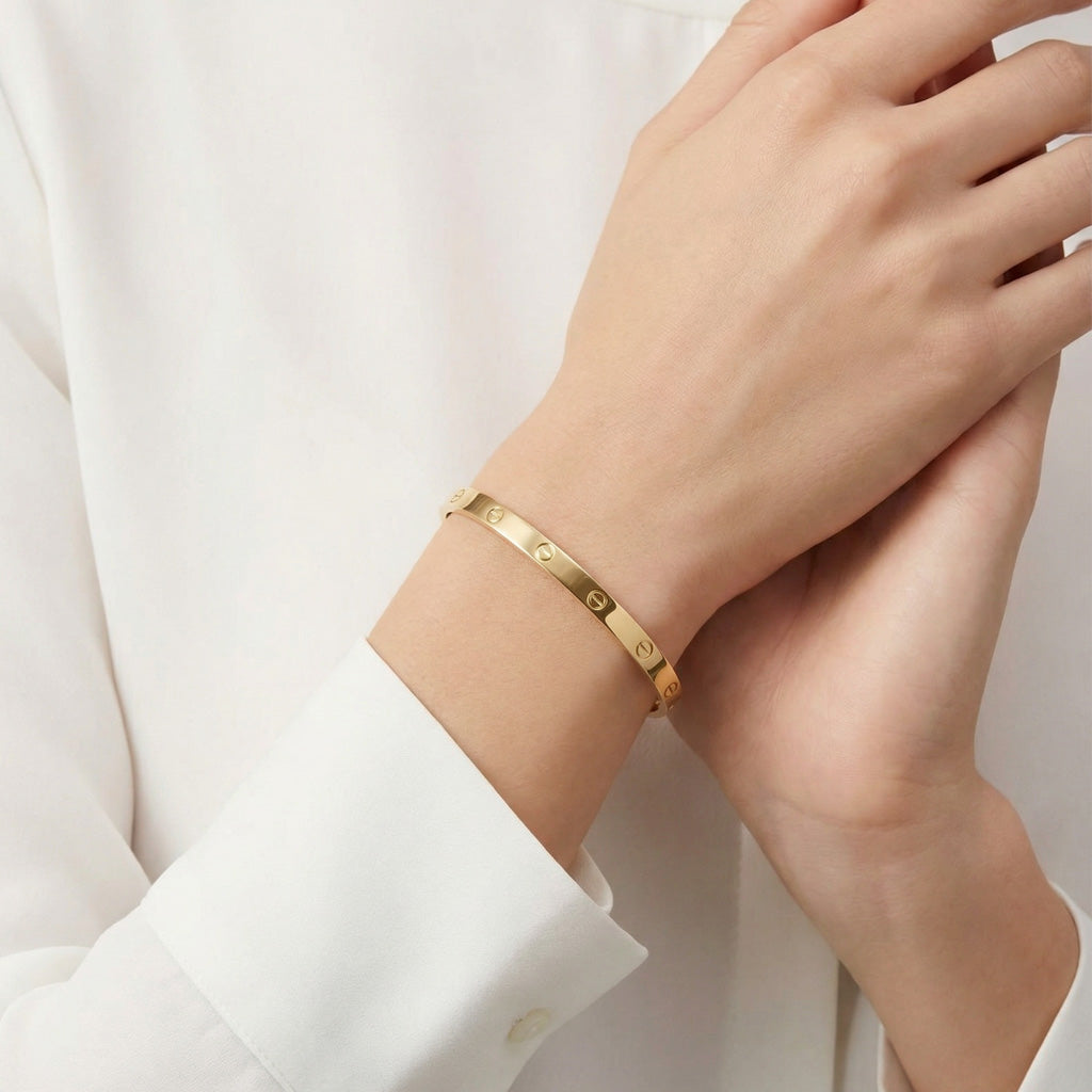 Love Classic Small Bracelet