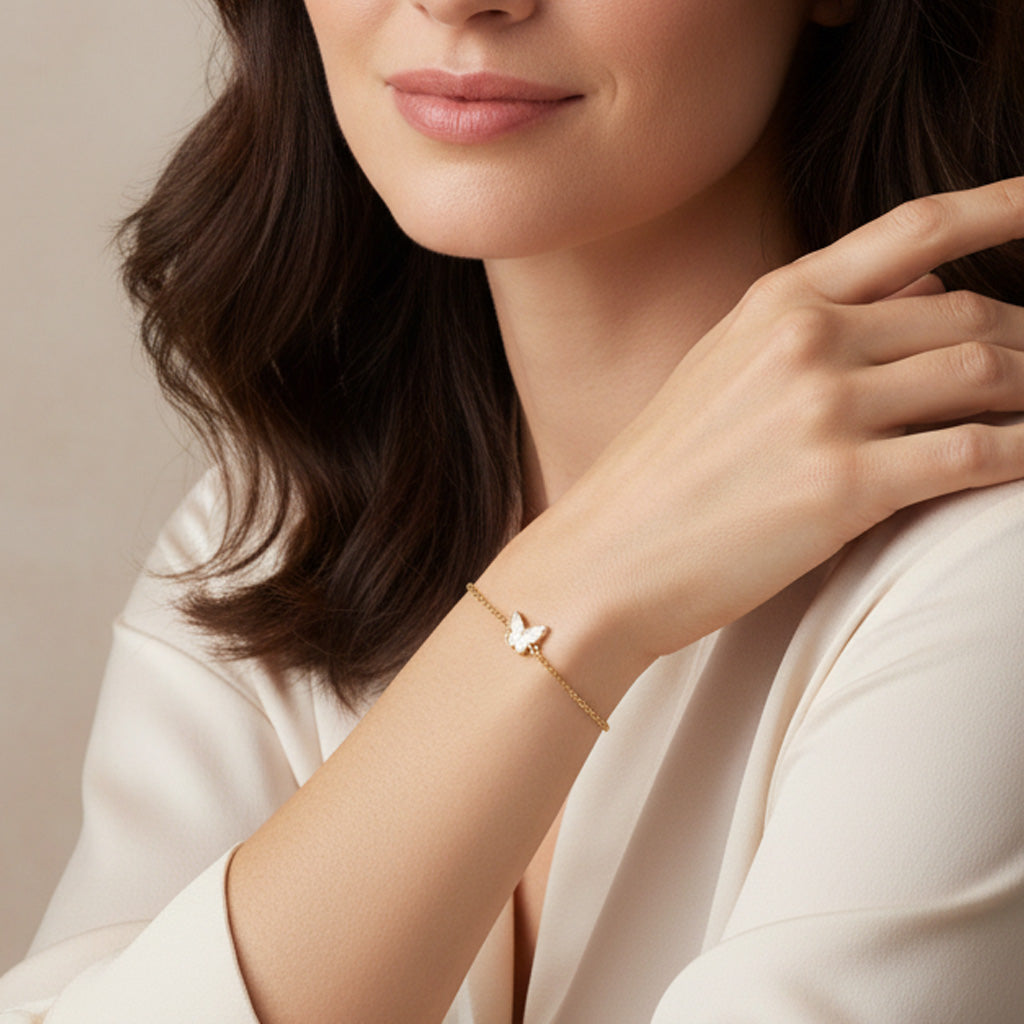 Lucky Alhambra Butterfly Pendant Bracelet