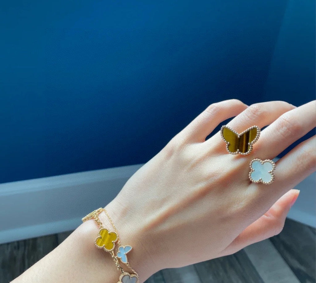Lucky Alhambra Inspired Between The Finger Ring