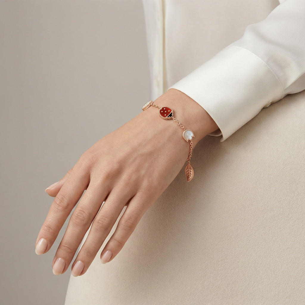 Lucky Spring Five Motifs Clover Bracelet