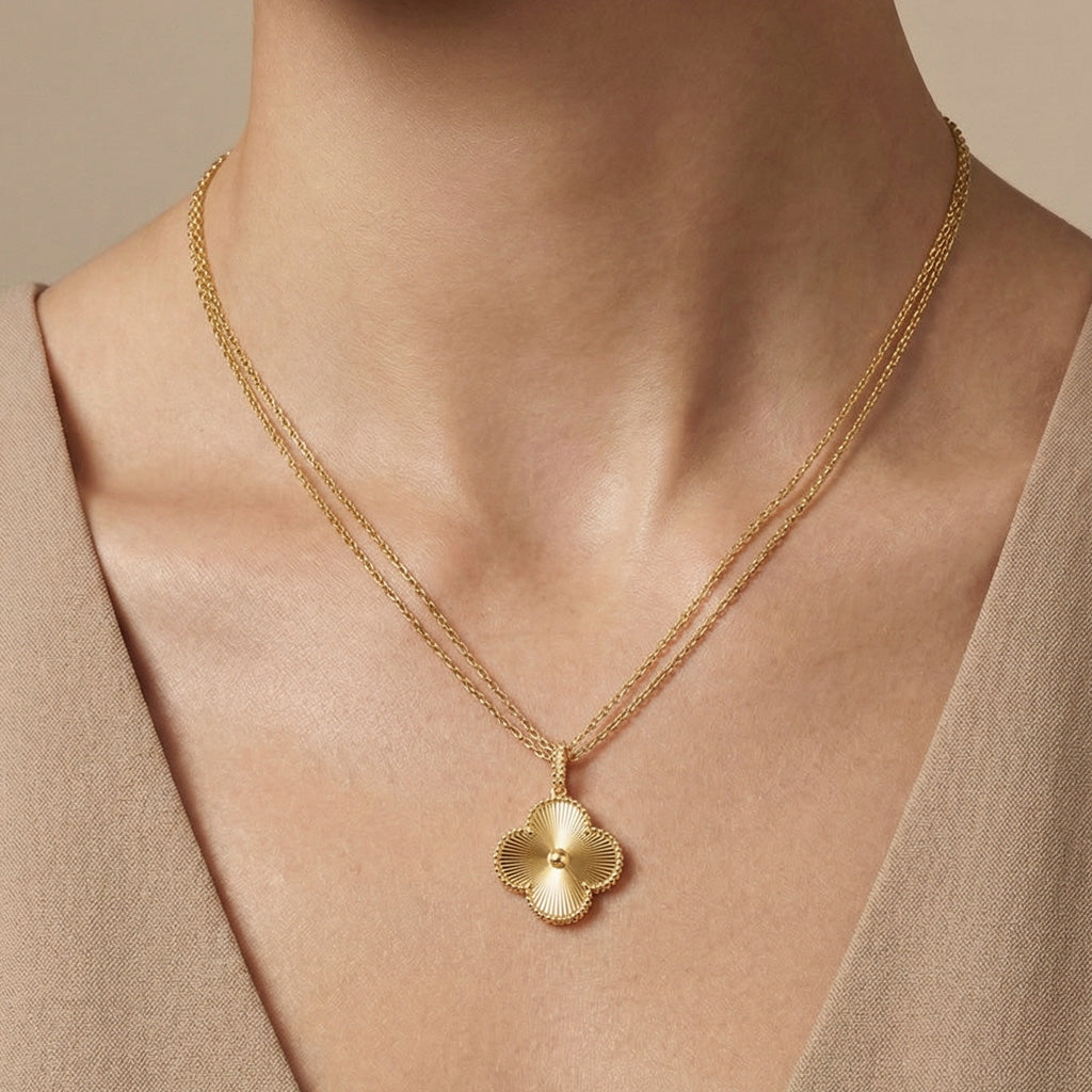 Magic Alhambra Necklace