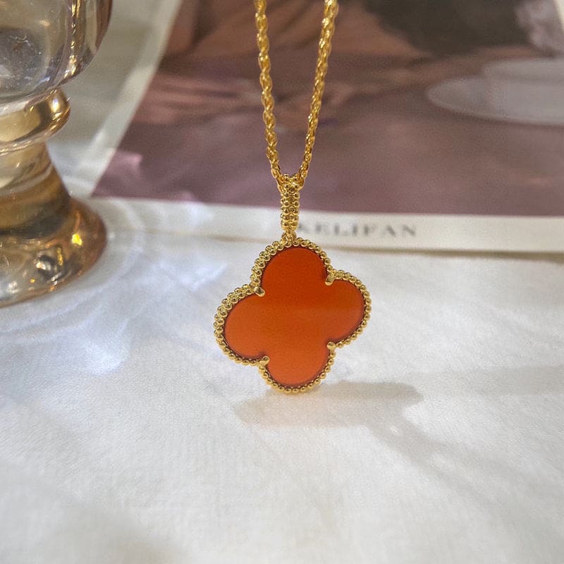 Magic Alhambra One Motif Carnelian Clover Necklace