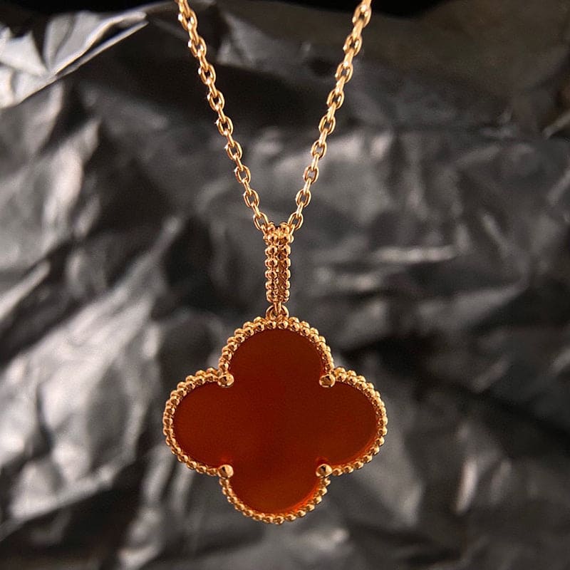 Magic Alhambra One Motif Carnelian Clover Necklace