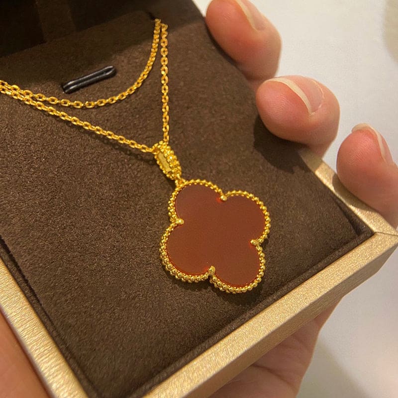 Magic Alhambra One Motif Carnelian Clover Necklace
