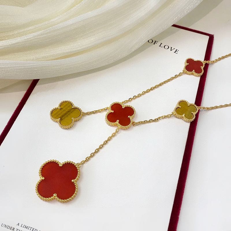 Magic Alhambra Six Motifs Carnelian Clover Necklace