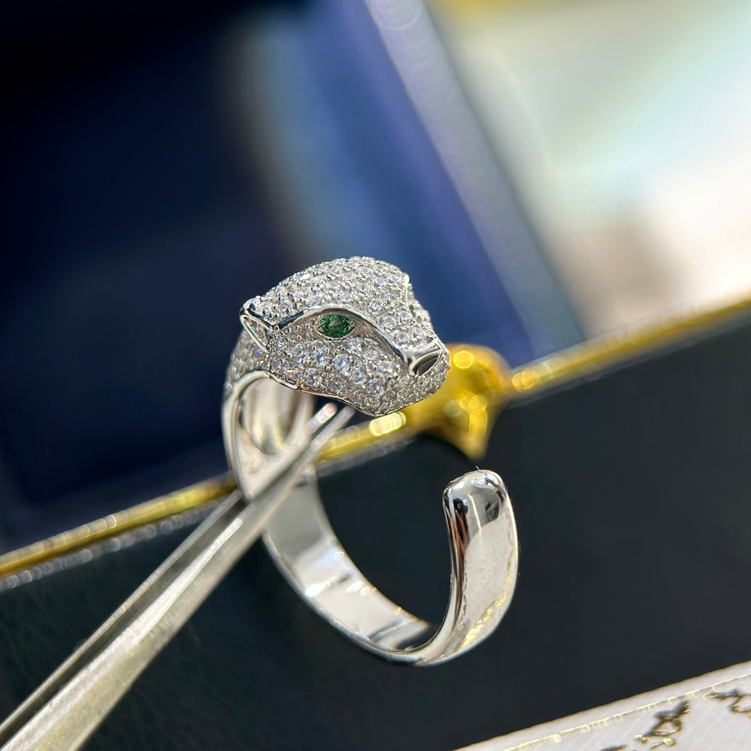 Panthère Pavé Ring