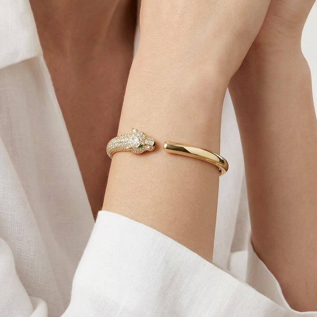 Panthère Pavé Sculptural Bracelet