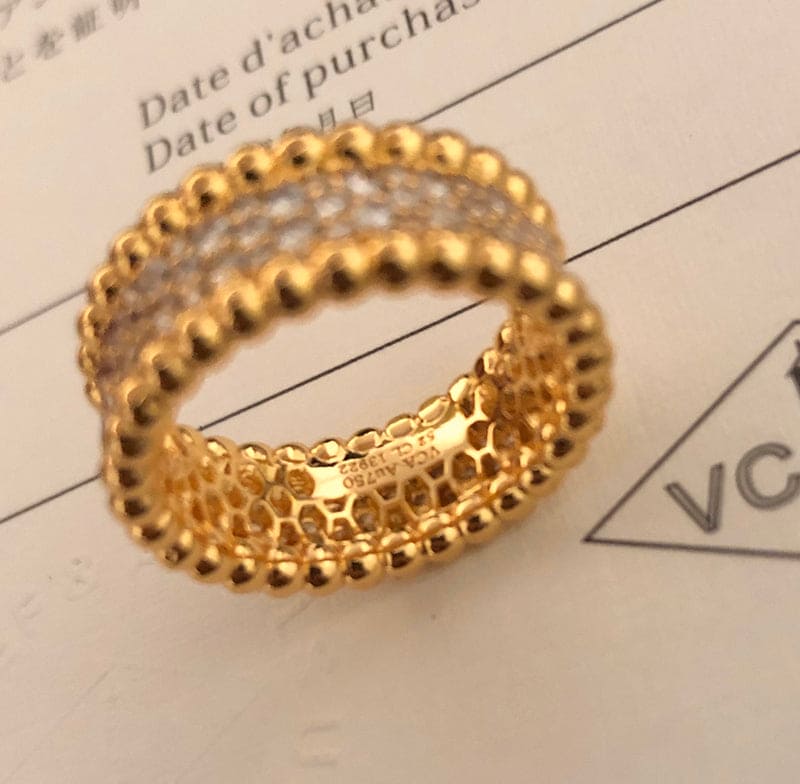 Perlée Row Ring