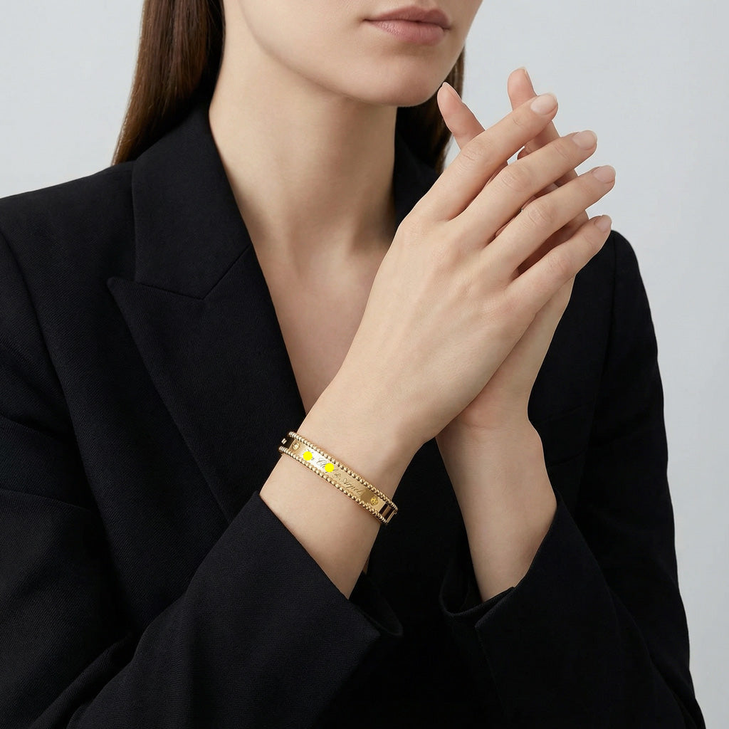 Perlée Signature Bracelet